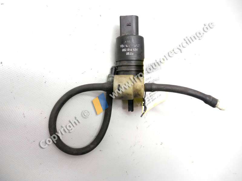 VW Polo Pumpe Waschanlage Variant BJ2000